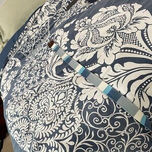 Johnston & Murphy Blue & White Belt with leather ends.